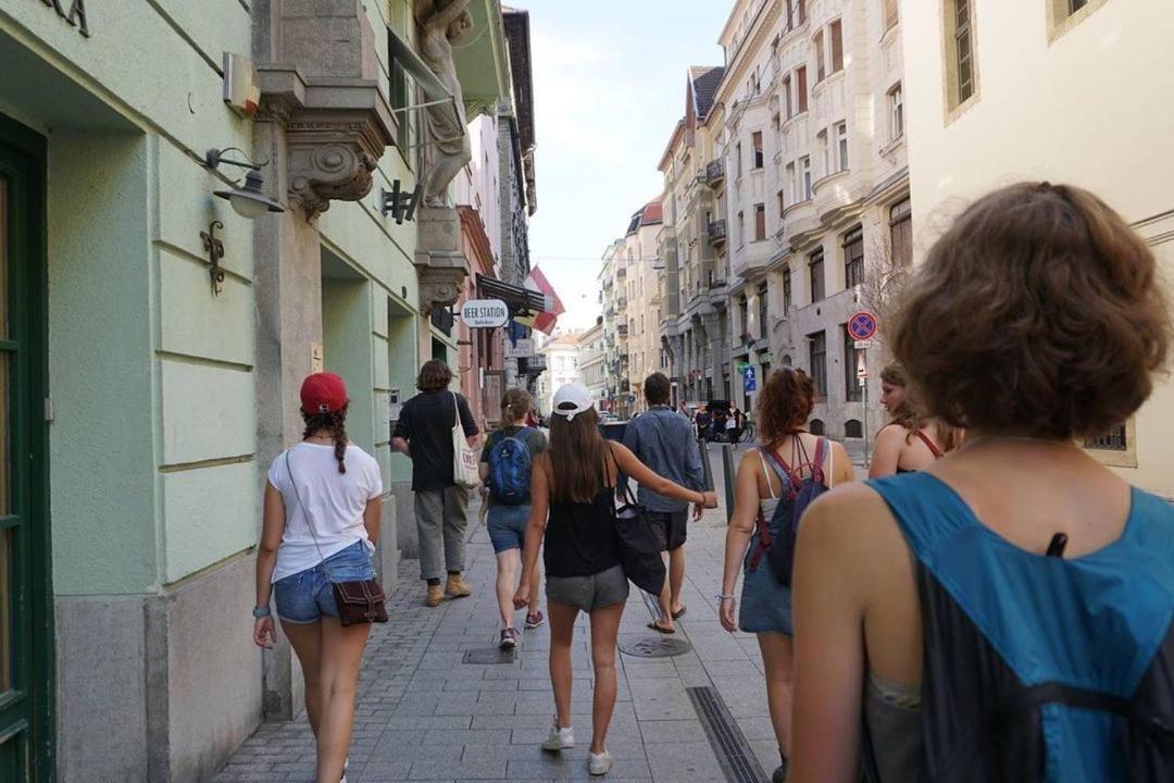 Budapest Garden Hostel Exteriör bild
